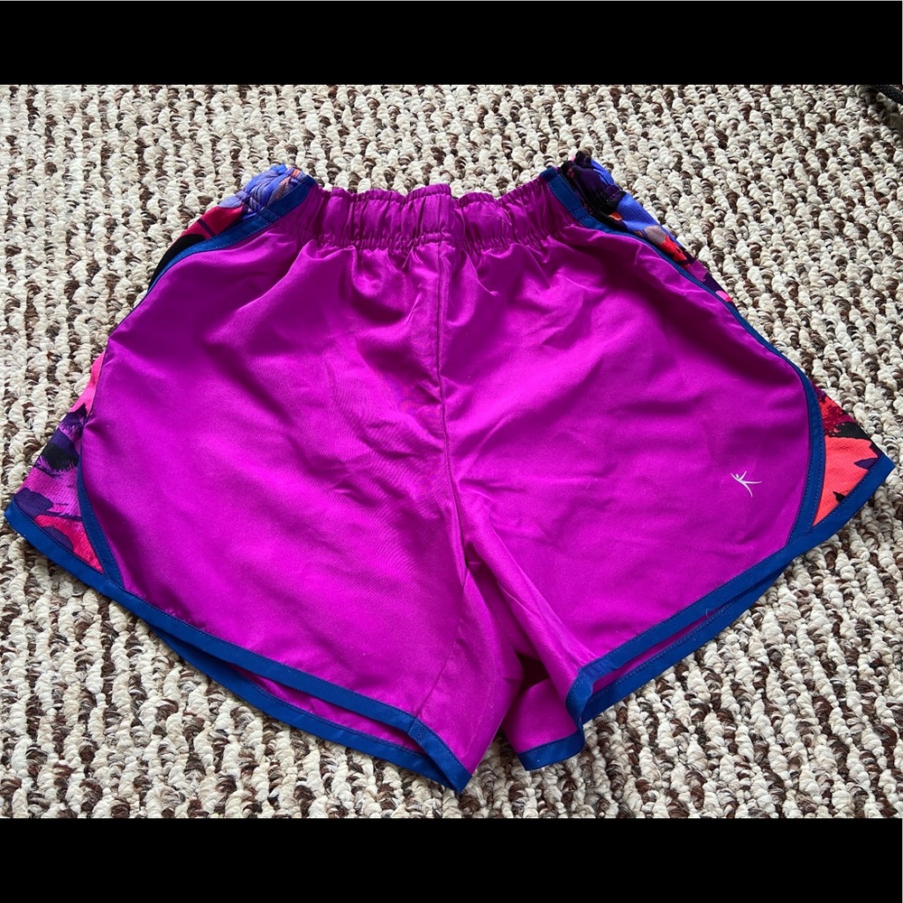 Running Shorts Size Extra Small - Picture 3 of 5